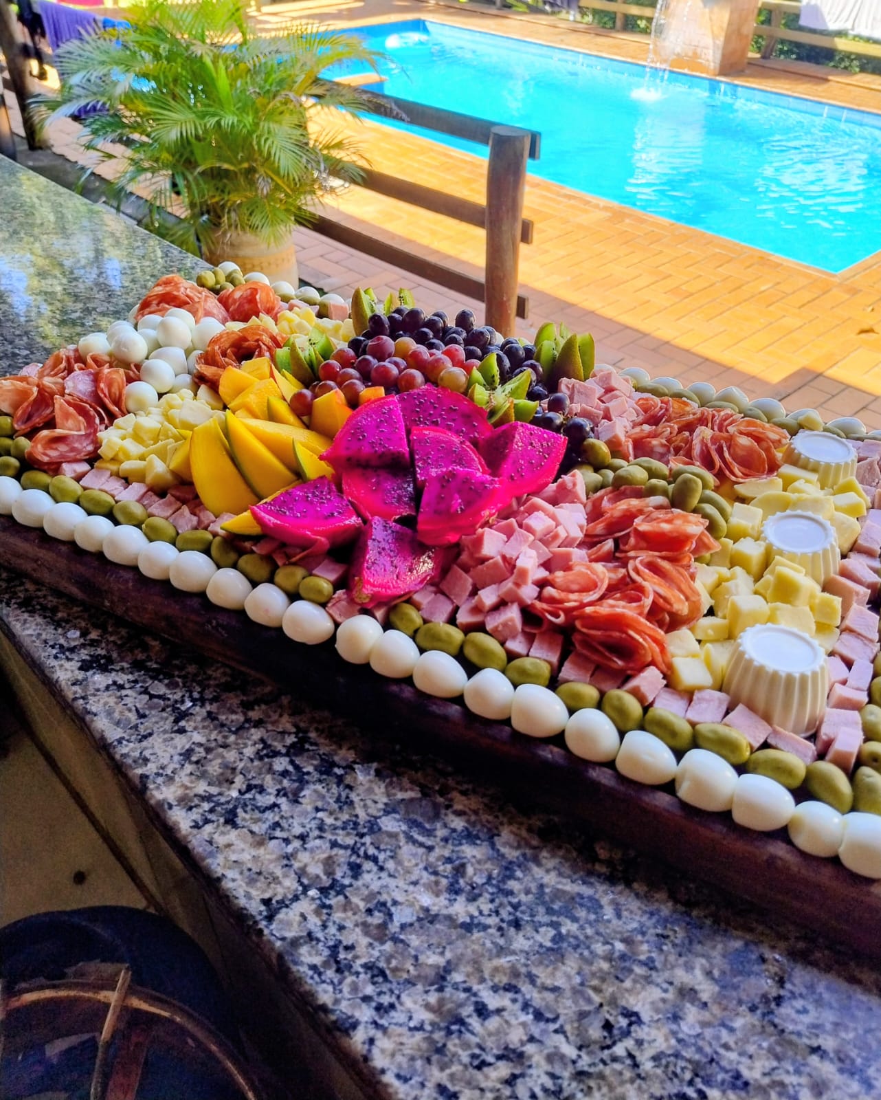 Jantar e evento social com tábua de frios